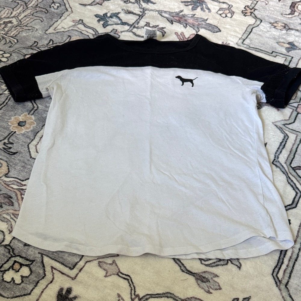 PINK Victoria's Secret Black and White Short Sleeve Tees